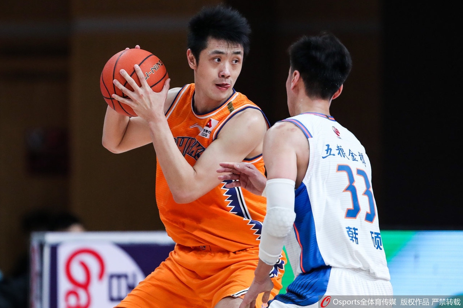 CBA第34轮：四川136-129上海