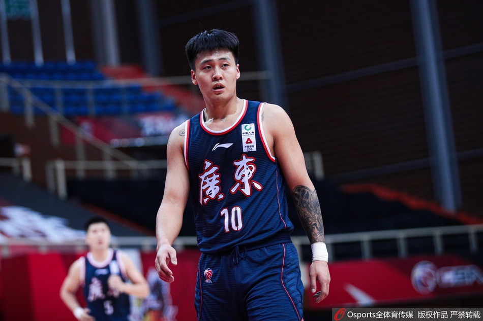 CBA第37轮：江苏98-120广东