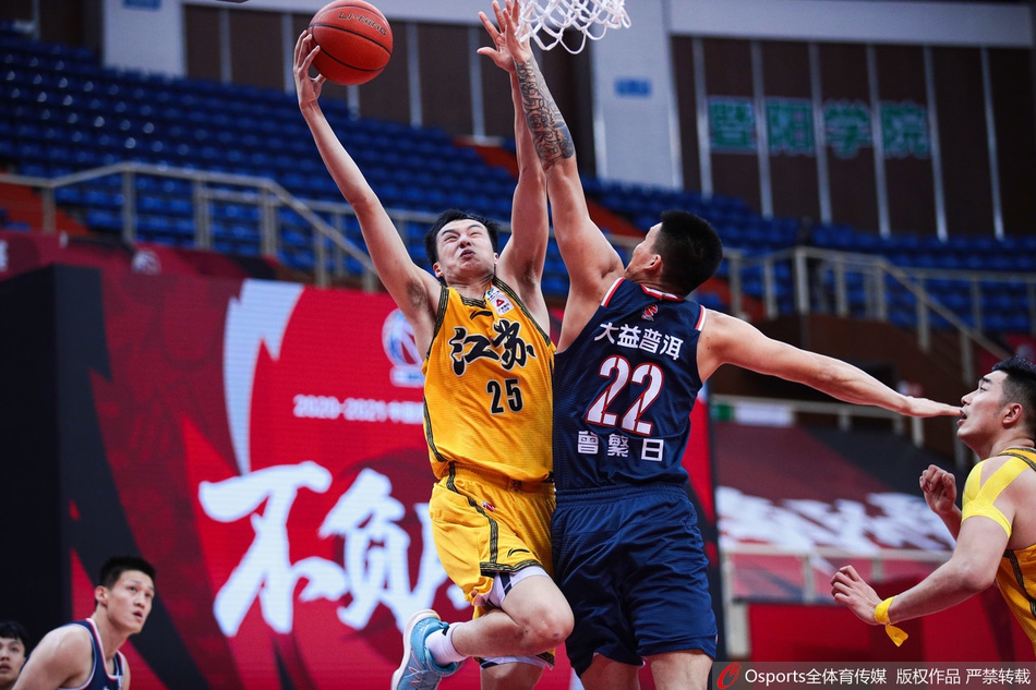 CBA第37轮：江苏98-120广东