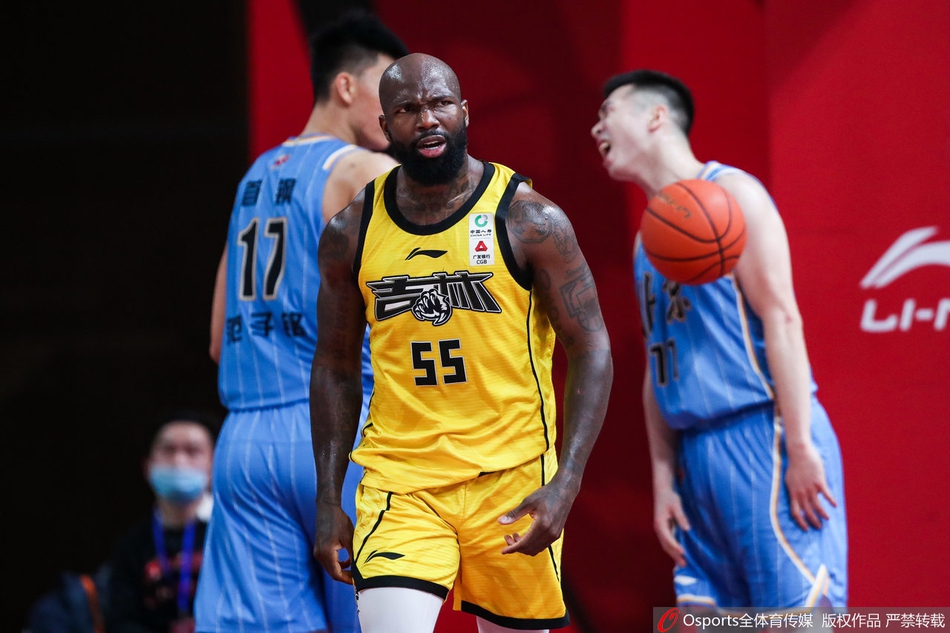 CBA第37轮：北京102-105吉林