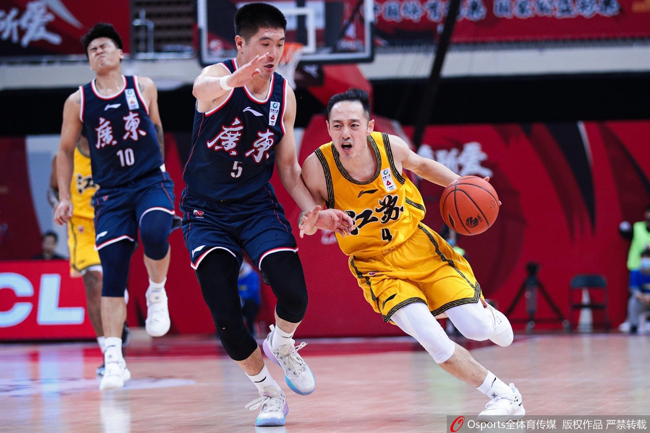 CBA第37轮：江苏98-120广东