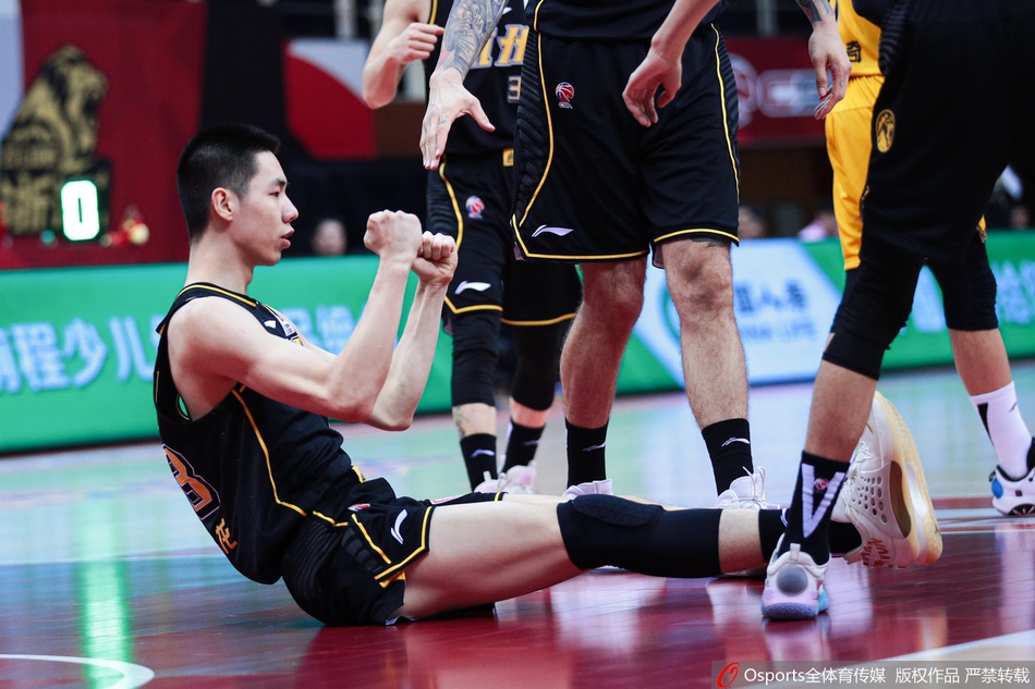 CBA第38轮：广厦94-90江苏