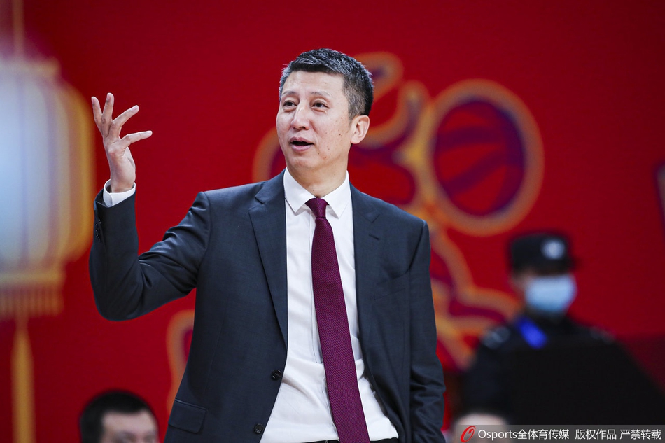 CBA第38轮：上海98-93广州