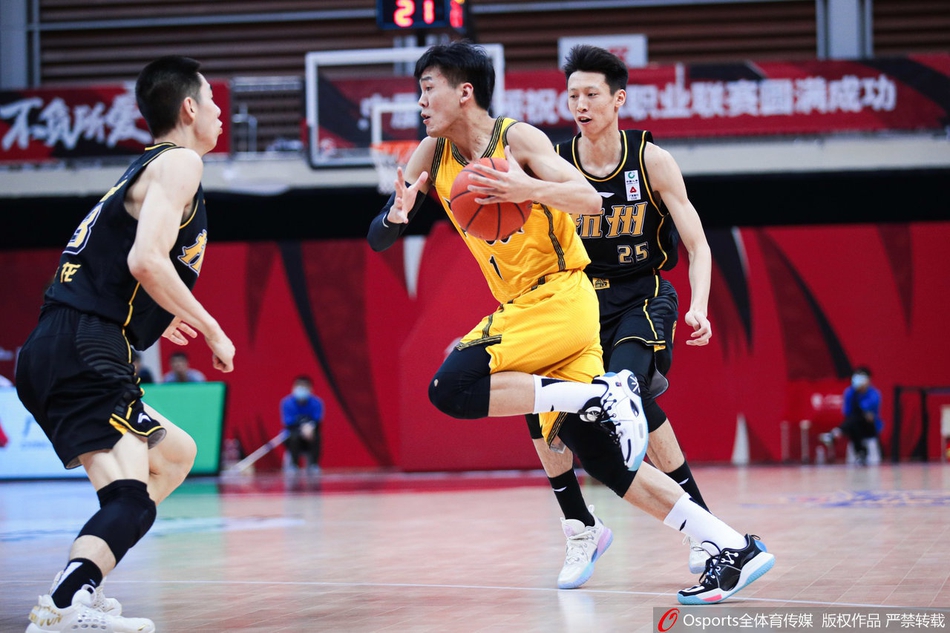 CBA第38轮：广厦94-90江苏