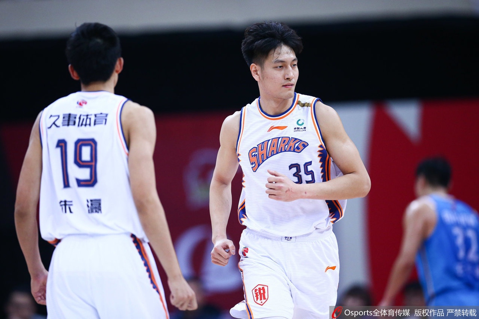 CBA第39轮：青岛101-109上海