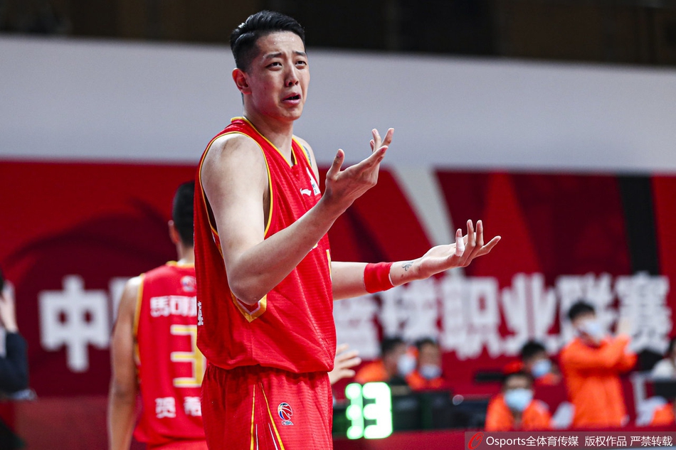 CBA第48轮：上海93-113深圳