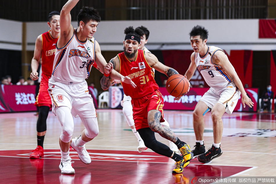 CBA第48轮：上海93-113深圳