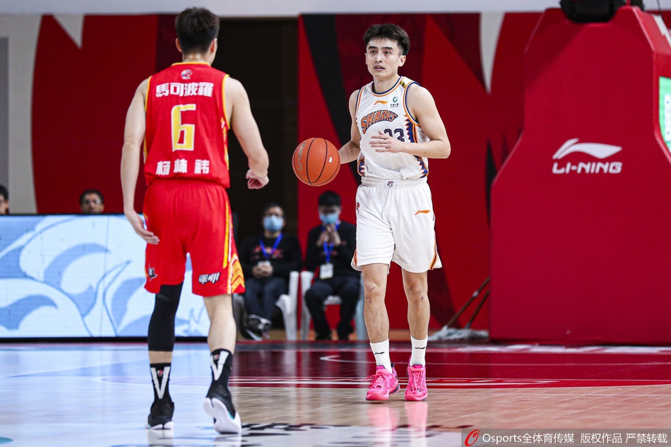 CBA第48轮：上海93-113深圳