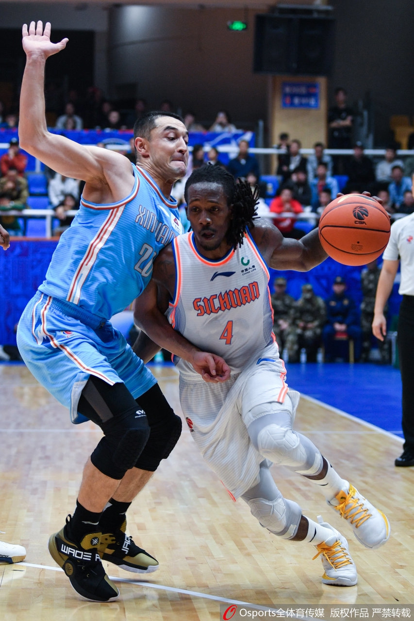 CBA第1轮:四川87-134新疆