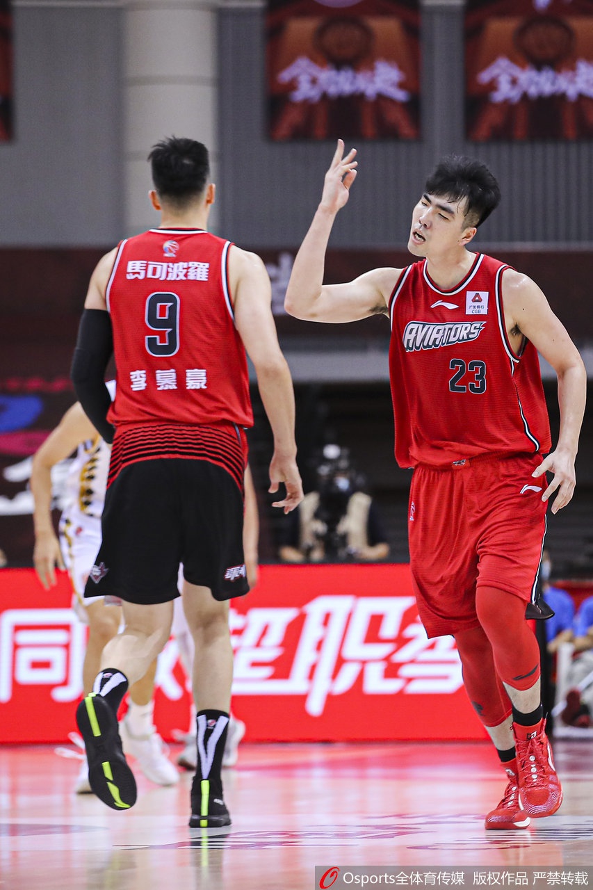 CBA复赛：广厦87-94深圳