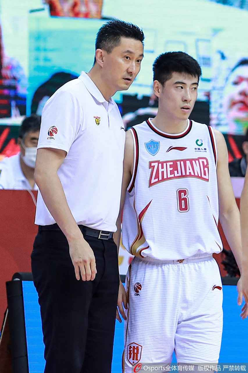 CBA复赛：浙江98-107广东