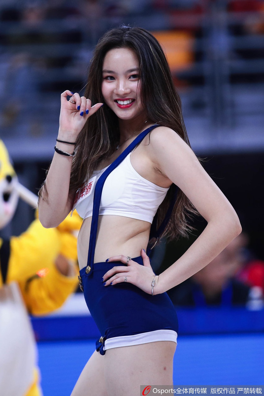 京粤大战之啦啦队PK