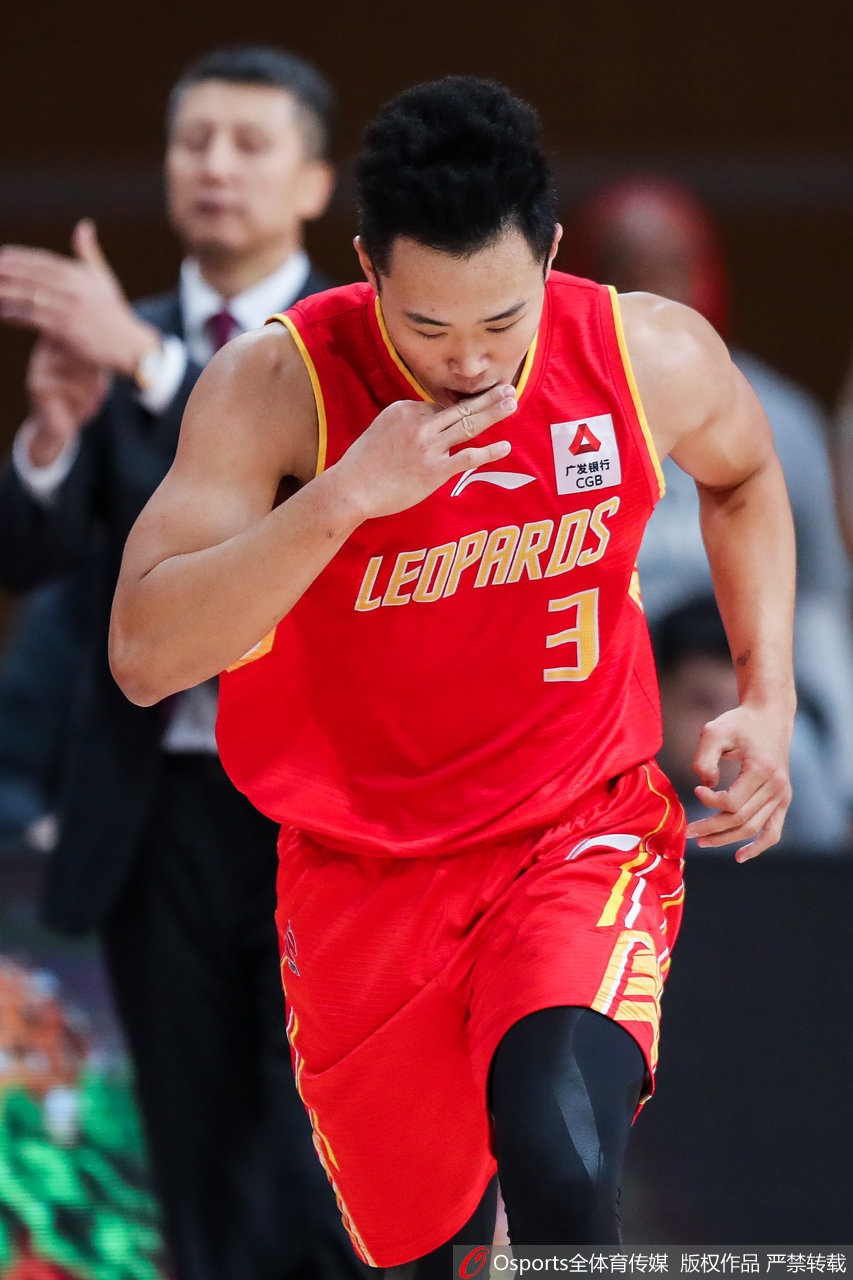 CBA第20轮：广州96-98深圳