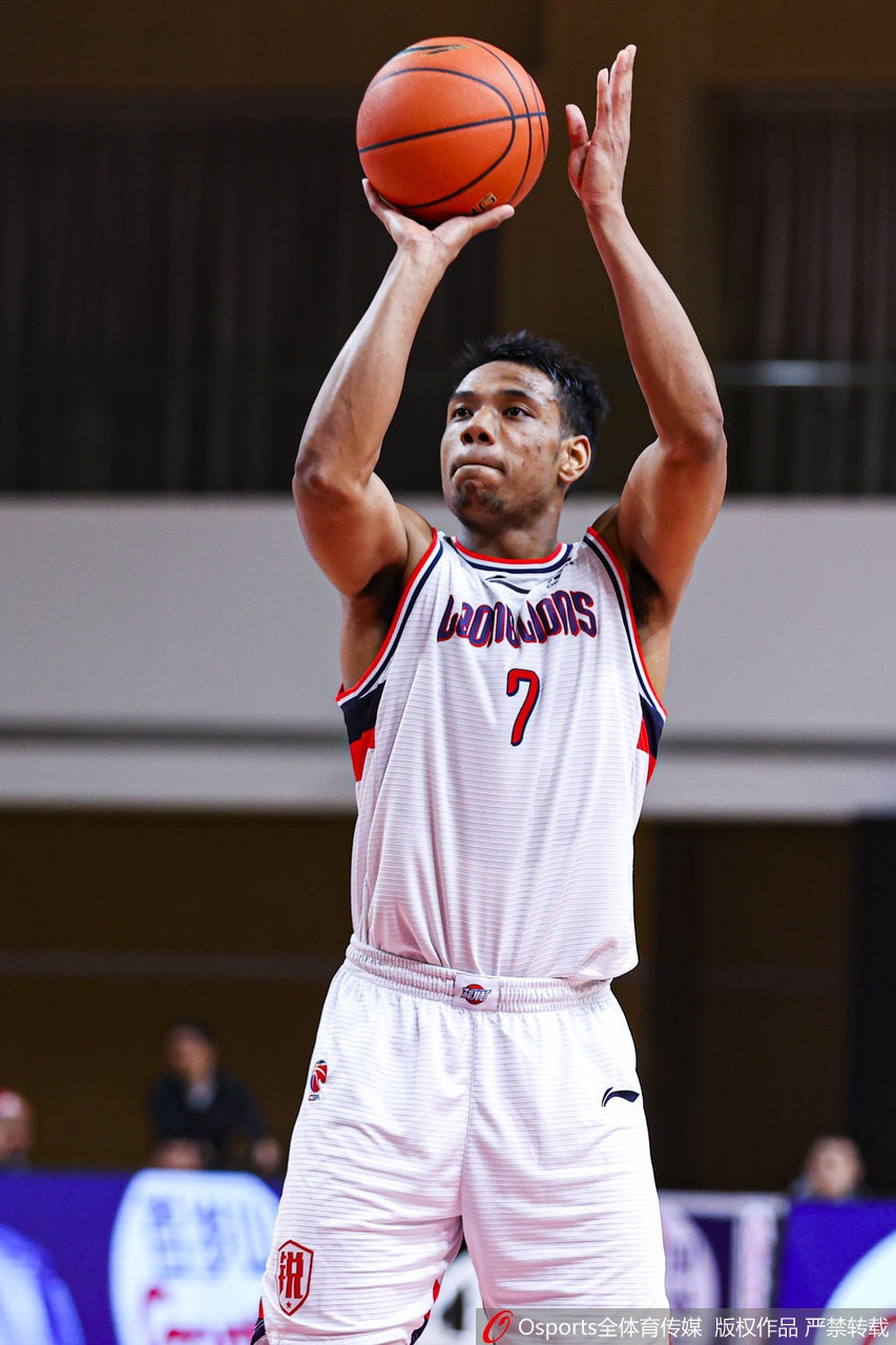 CBA第20轮：广州96-98深圳