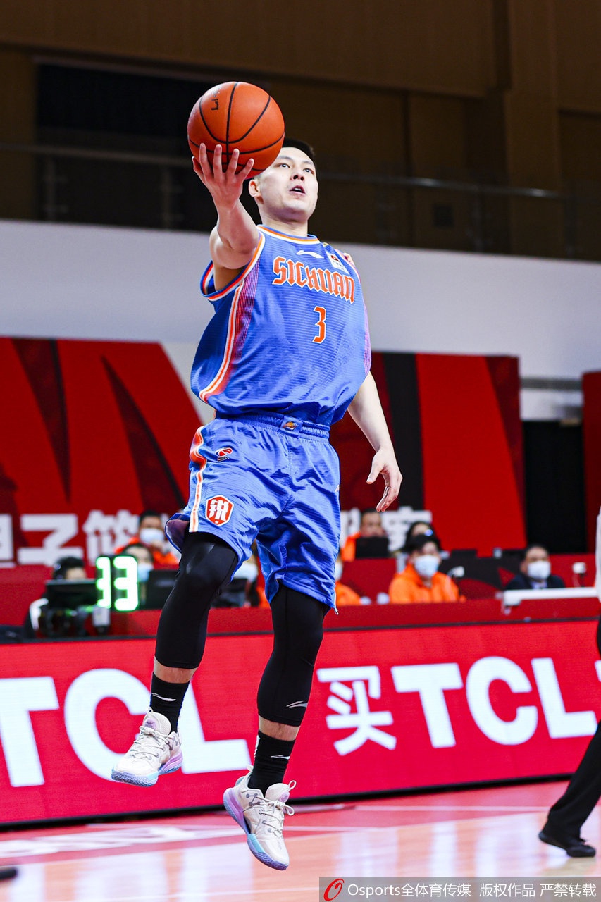 CBA第26轮：上海122-102四川