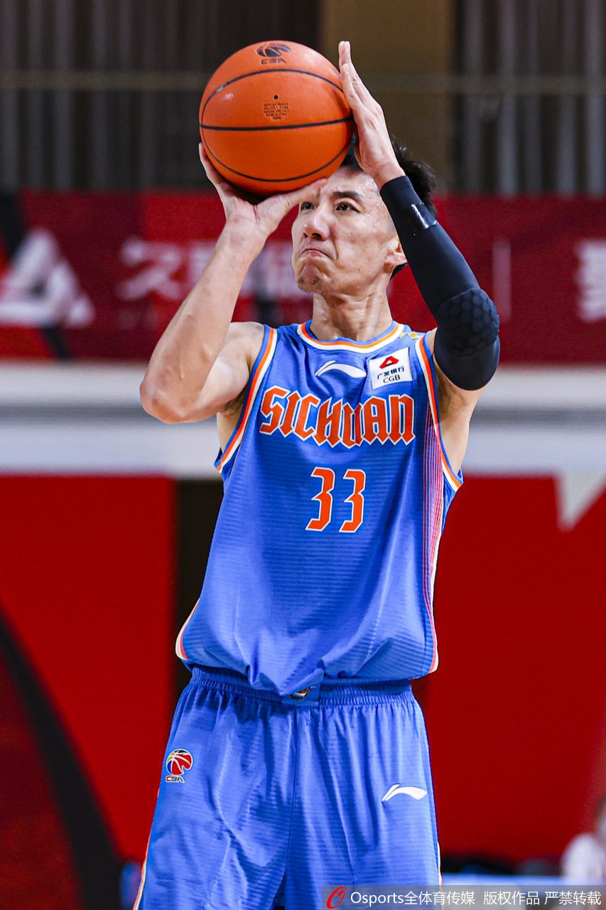 CBA第26轮：上海122-102四川