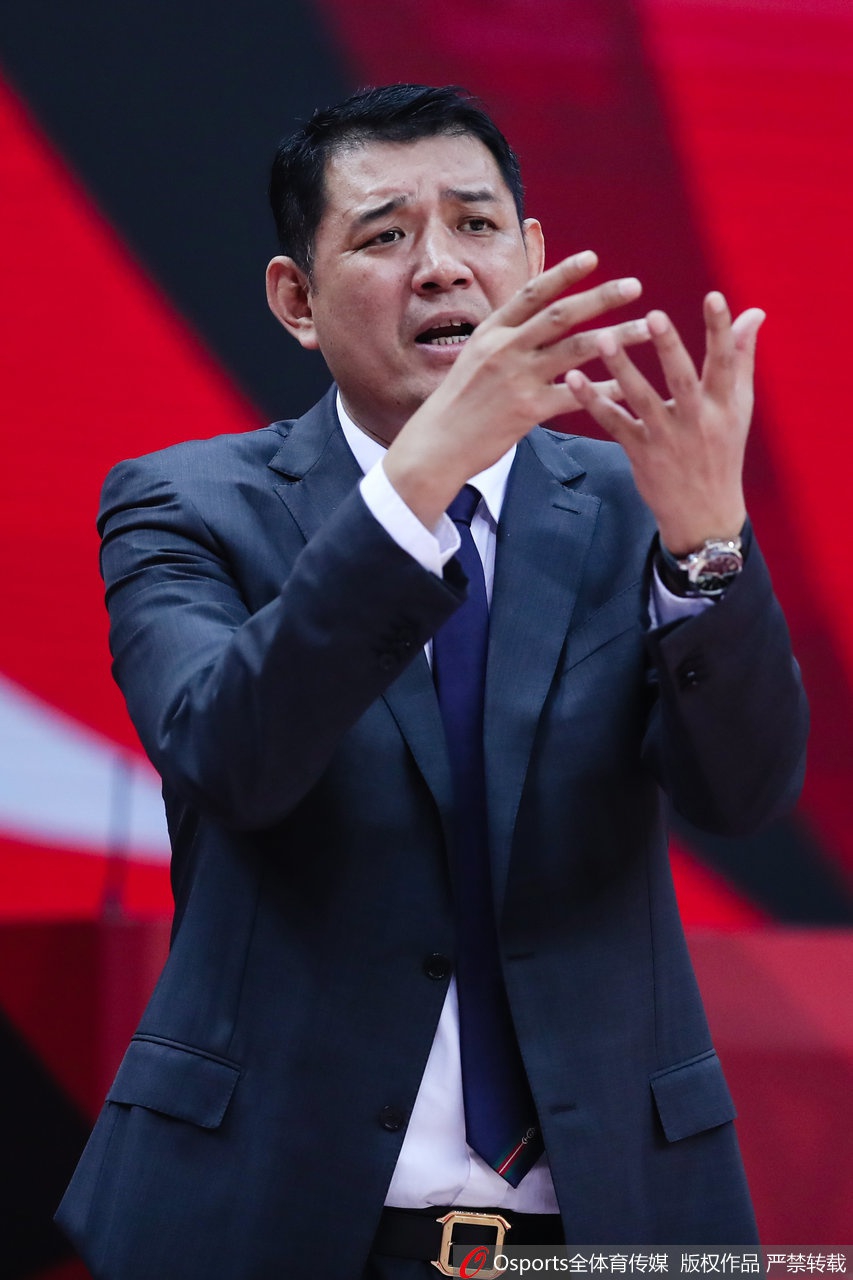 CBA第33轮:北京102-96山东