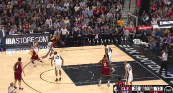 莱昂纳德凭啥挑衅詹皇？他俩一共交手过23场 数据可能会吓你一跳