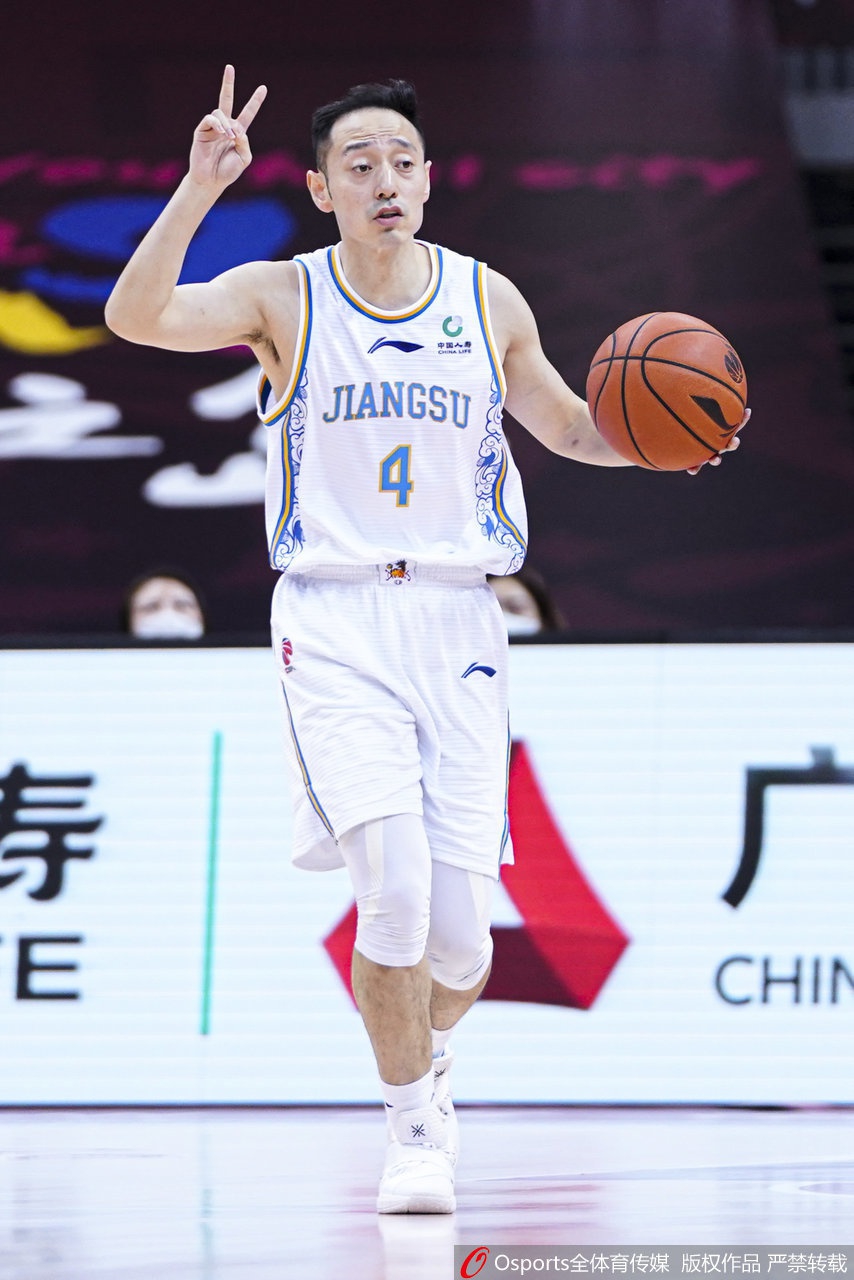 CBA复赛：肯帝亚101-92山东