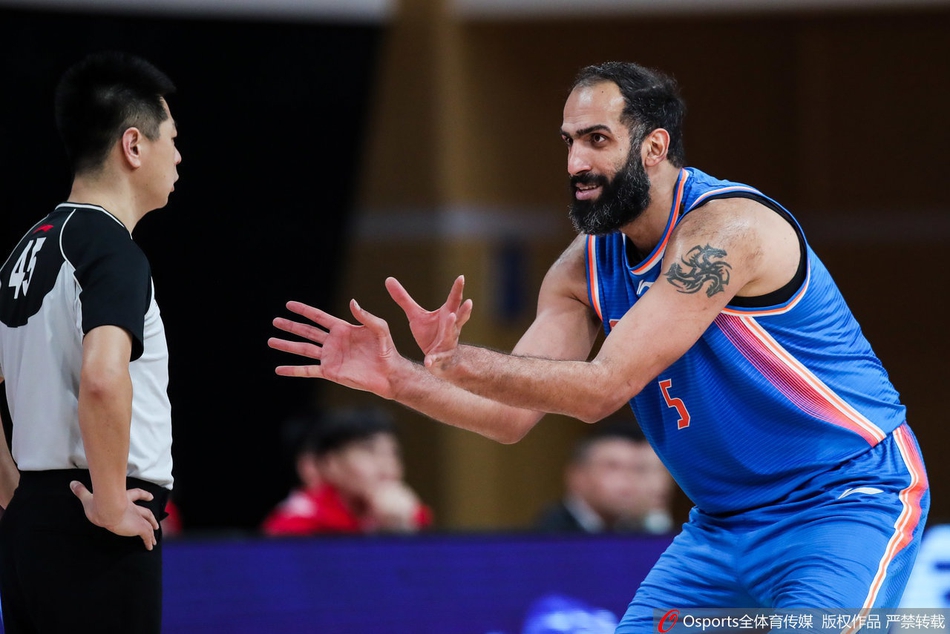 CBA第26轮：上海122-102四川