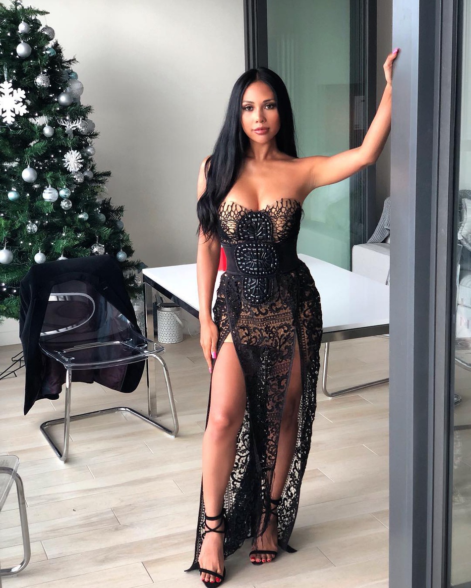 库兹马与嫩模女友复合!身材完胜气质也不输詹娜 还是个记者