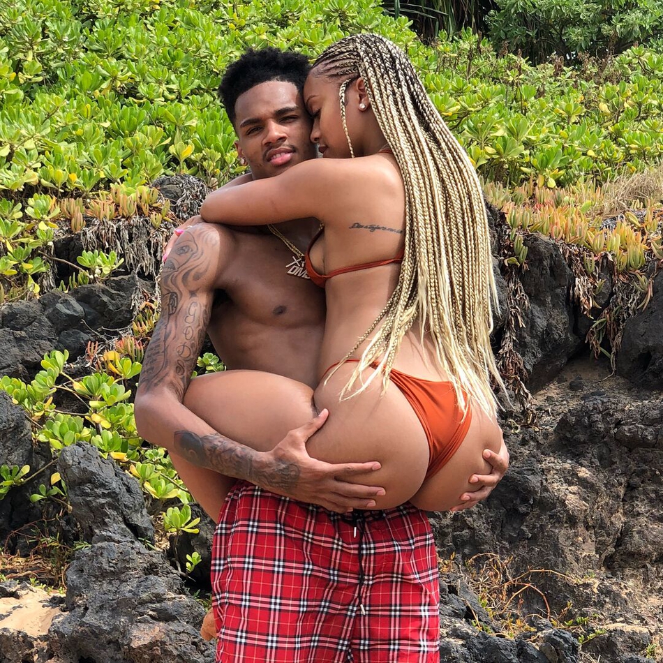 马刺新星与模特女友大秀恩爱 这姿势太羞耻