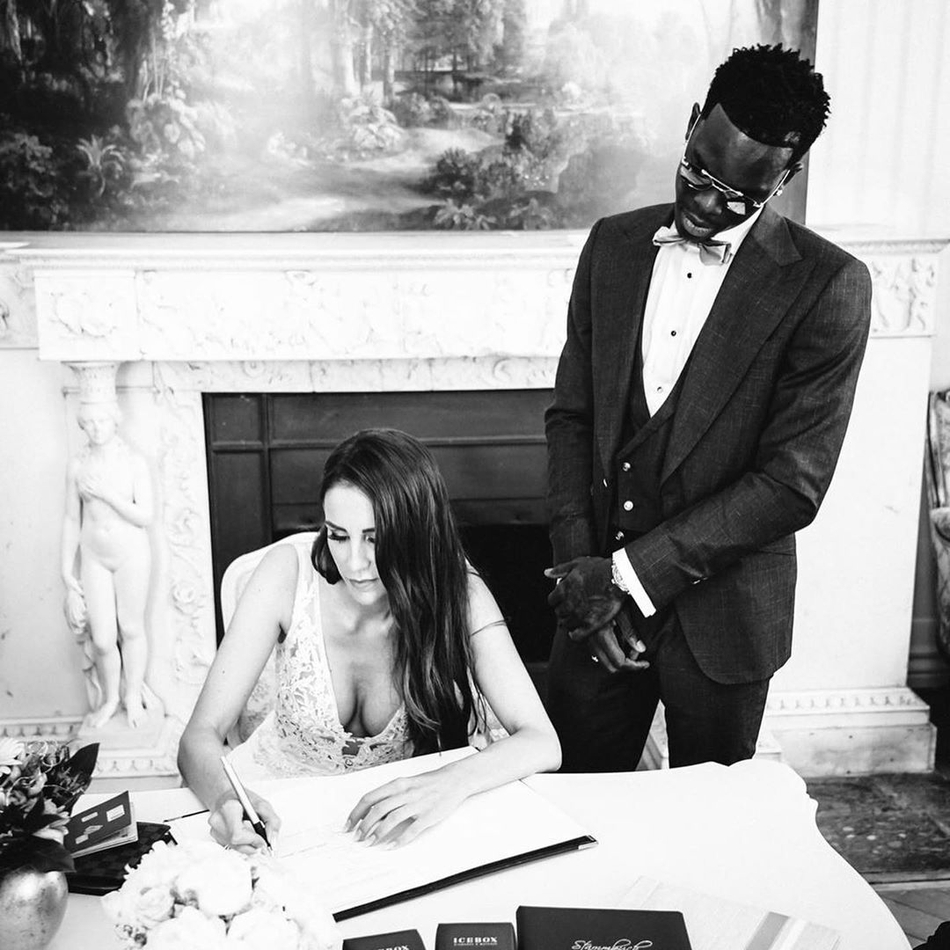 恭喜!雷霆大将与未婚妻完婚!美艳新娘颜值超高