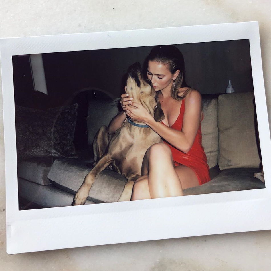 美国版袁泉！雄鹿老板女儿最新超美私房照大放送！