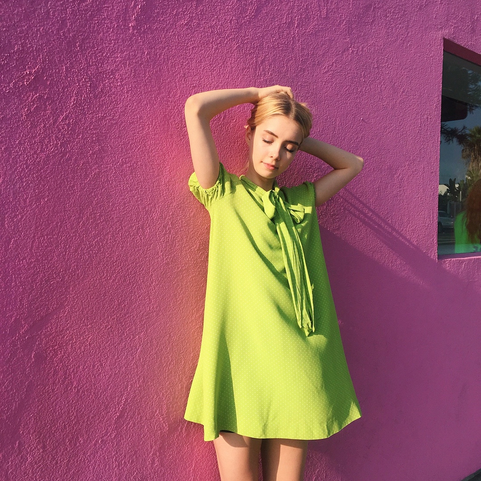 震撼人心的清纯美！21岁哥伦比亚大学舞蹈系高材生兼黄蜂啦啦队员