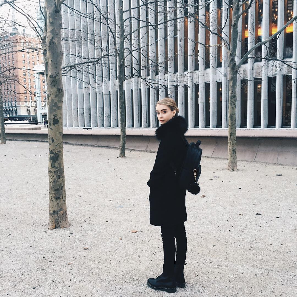 震撼人心的清纯美！21岁哥伦比亚大学舞蹈系高材生兼黄蜂啦啦队员