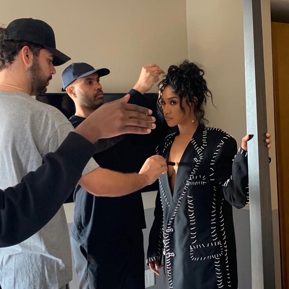 曝JR-史密斯出轨好莱坞大热女星！删除社媒疑似与妻子决裂