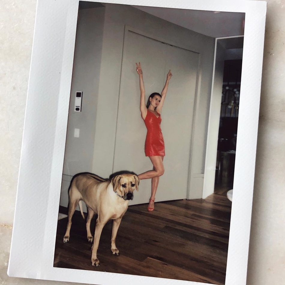 点赞狂魔杜兰特又下手了!点赞雄鹿老板女儿清纯美照