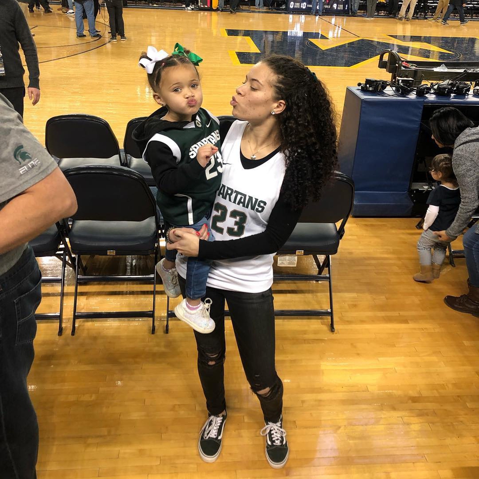 密歇根州大大三前锋宣布参加选秀！21岁的他已有一儿一女