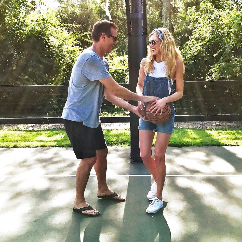 NBA最美球员女儿!她穿上球衣那一刻我沦陷了