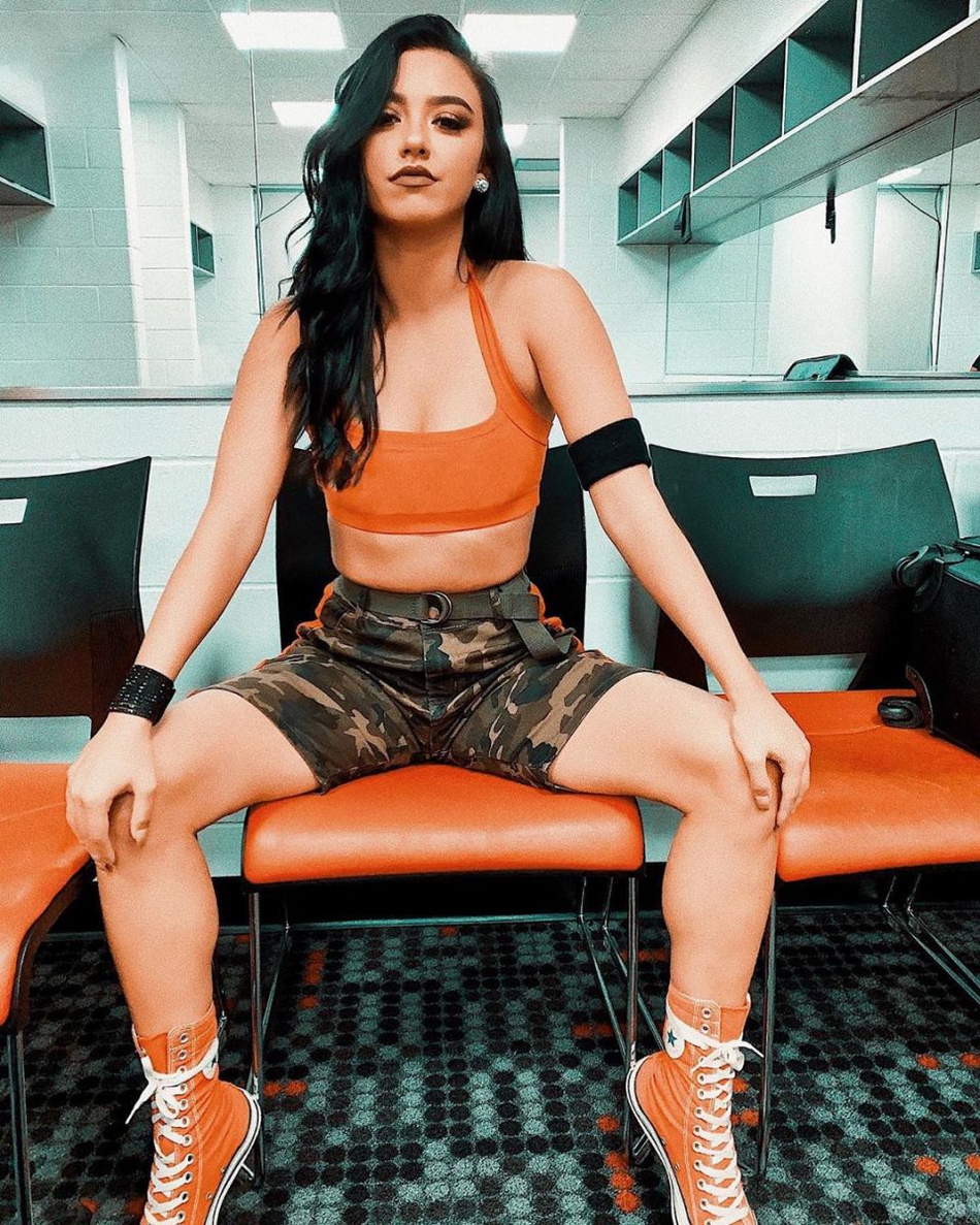 23岁热火啦啦队员兼迪士尼舞者！火辣南美风情 这一笑谁扛得住