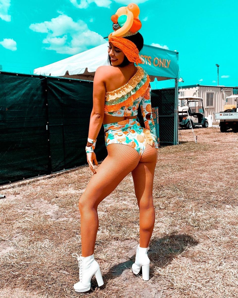 23岁热火啦啦队员兼迪士尼舞者！火辣南美风情 这一笑谁扛得住