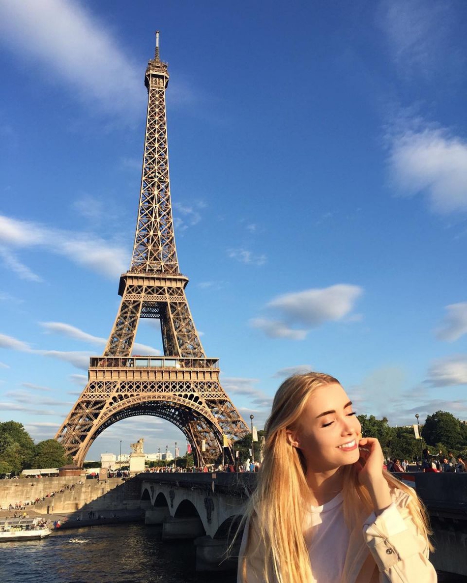 震撼人心的清纯美！21岁哥伦比亚大学舞蹈系高材生兼黄蜂啦啦队员