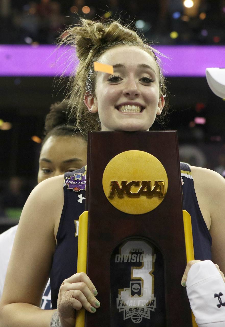 高甜预警！身材傲人的WNBA最甜小姐姐 射程恐怖的22岁洛杉矶分卫