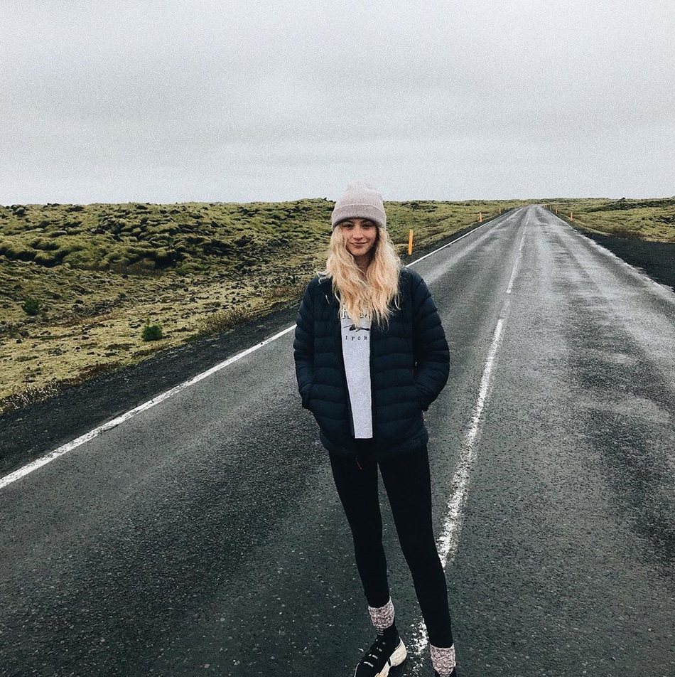 少男杀手！22岁篮网拉拉队美少女！经济学高材生！这笑容真的爱了