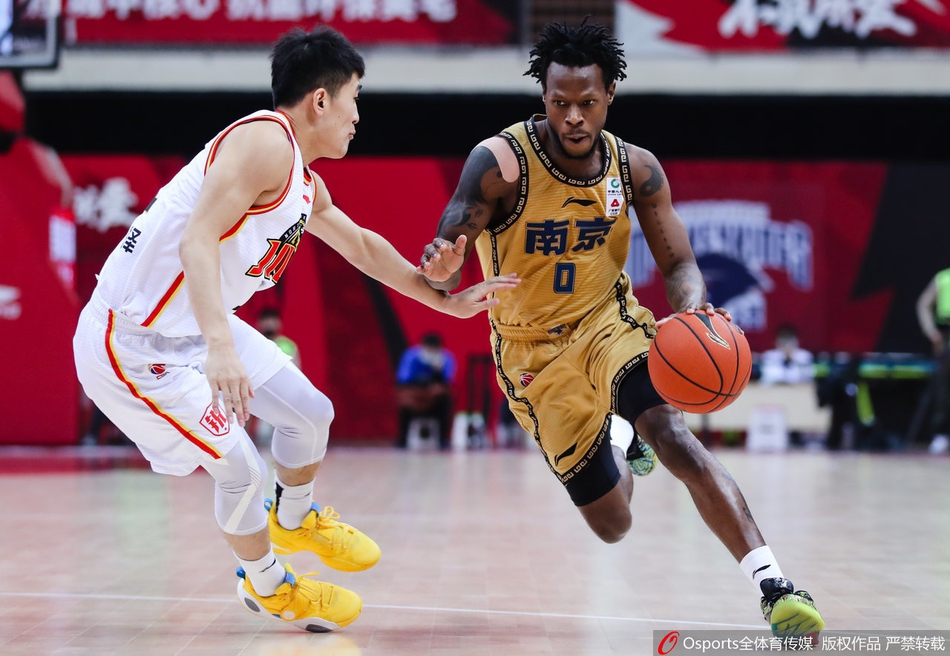 CBA第34轮:同曦125-122吉林