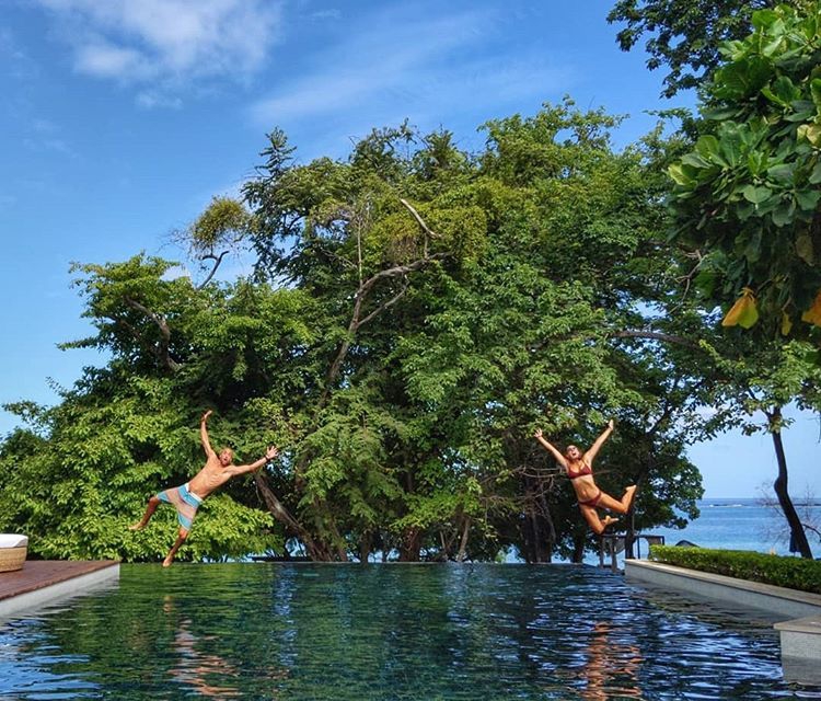 吉诺比利和妻子如童话一般的神仙爱情！21年相守羡煞无数人