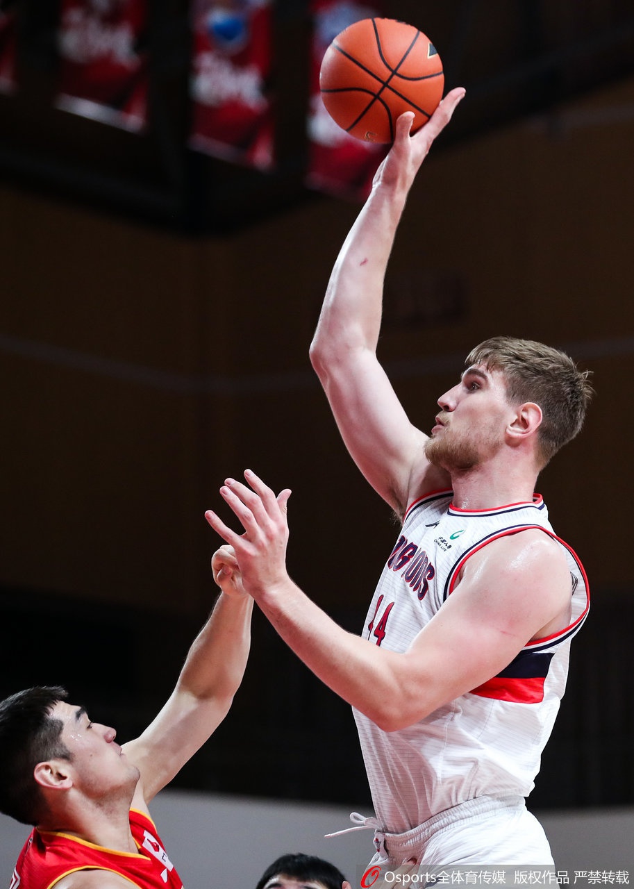 CBA第20轮：广州96-98深圳