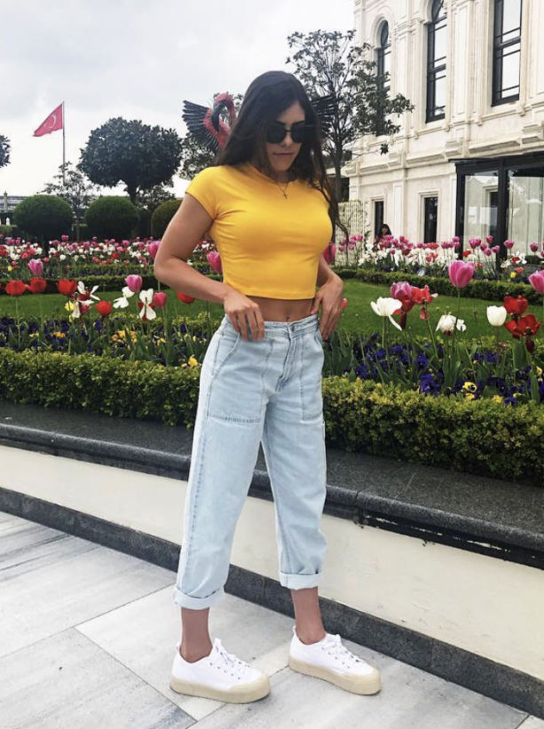 拉塞尔女友曝光！对方是WNBA状元秀 身材球技都完美的漂亮学姐