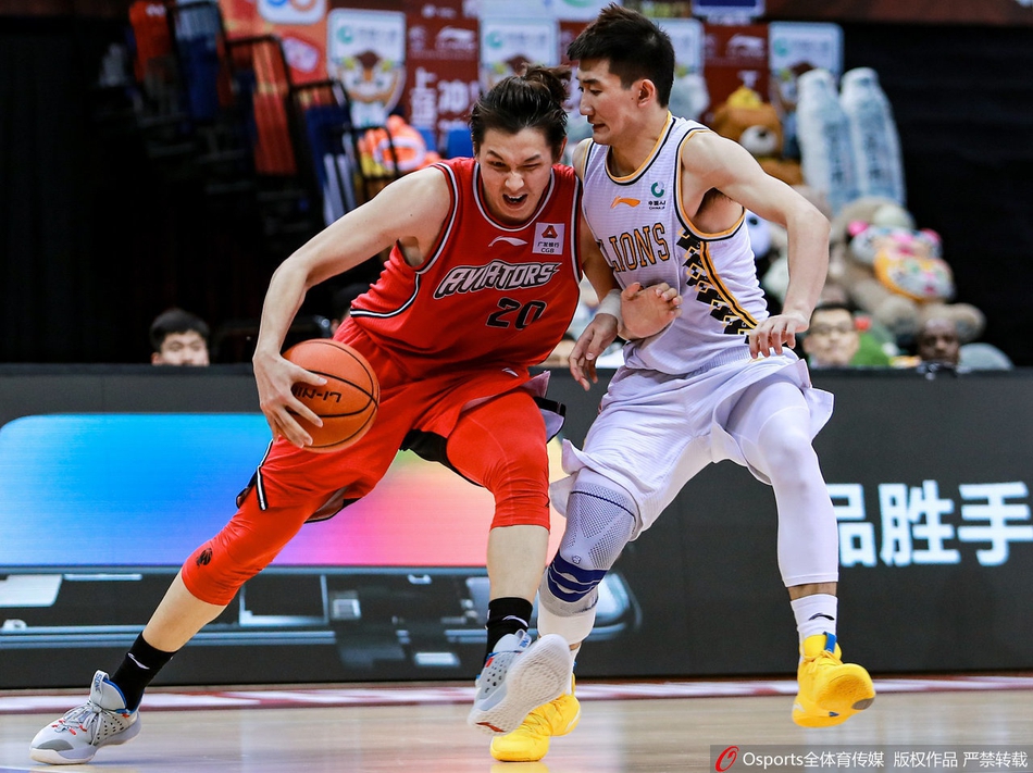 CBA复赛：广厦87-94深圳