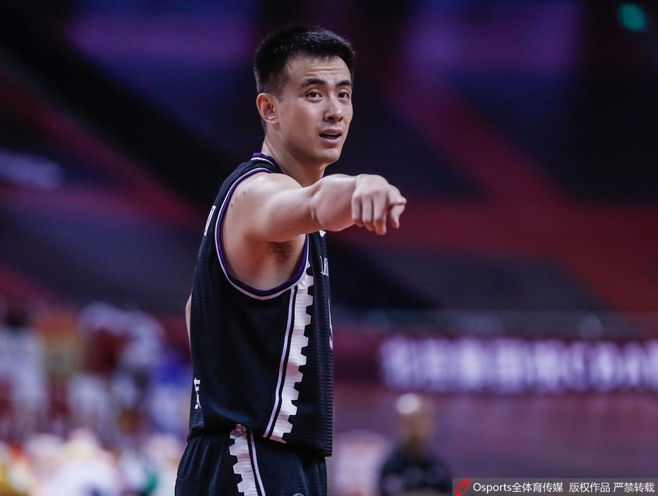 CBA复赛：北控106-123辽宁