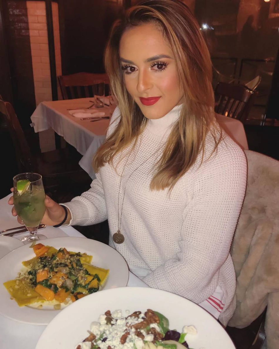 混血风！超美76人拉拉队小姐姐 甜美笑容看一眼就忘不掉