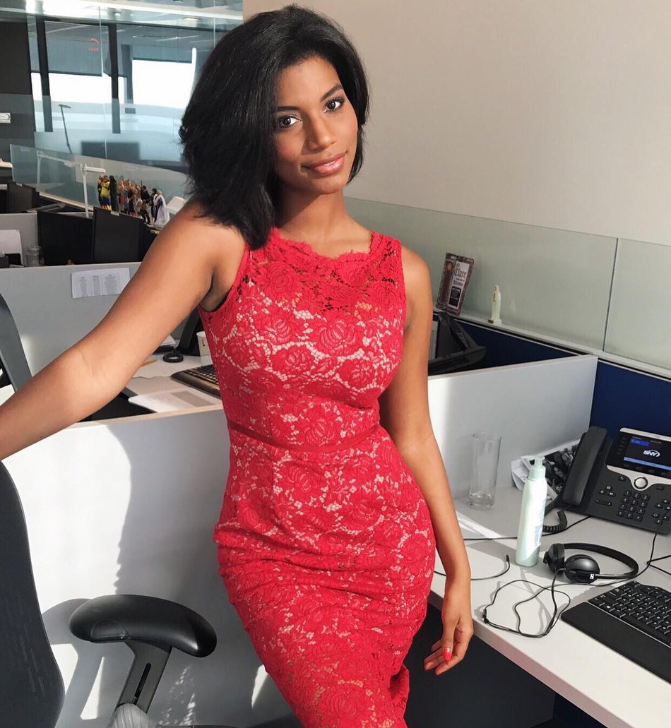 勇士FMVP又一段新恋情曝光 搭上颜值超高身材爆表的体育女主播