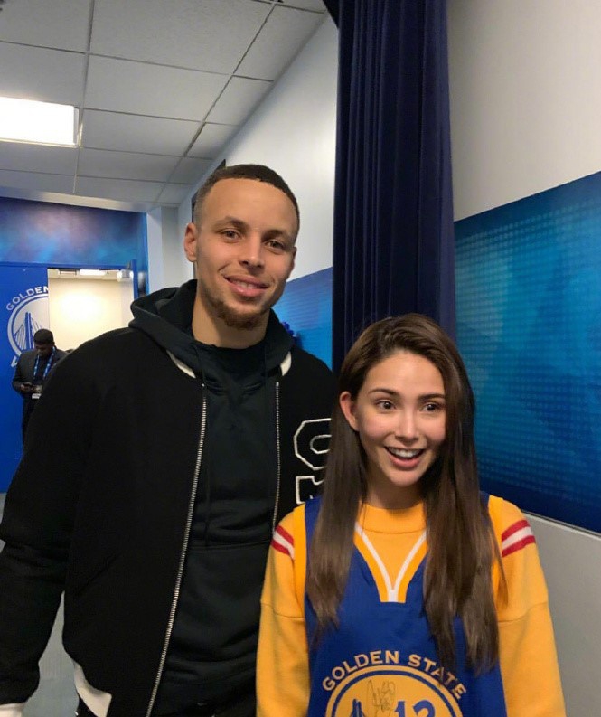 昆凌最新打球照片曝光！这身打扮也太帅了吧！