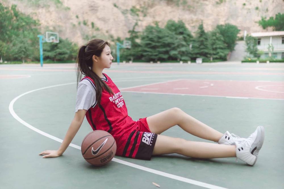 各队美女球迷颜值大比拼 哪一款是你的菜？