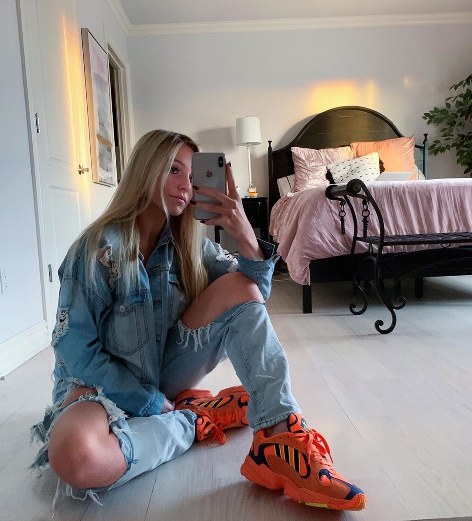 人生赢家！1.7亿先生大学时便追到超美女友！女排出身身材爆表